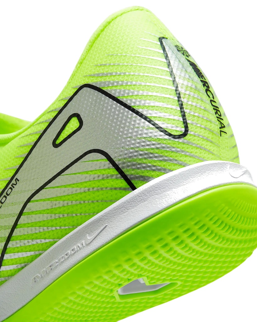 ZOOM VAPOR 16 ACADEMY IC