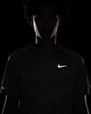 Nike Stride Dri-Fit ADV Laufshirt grau  