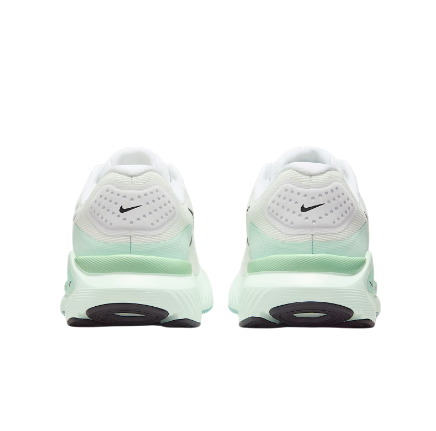 Nike Structure 26 Straßenlaufschuhe weiß Damen