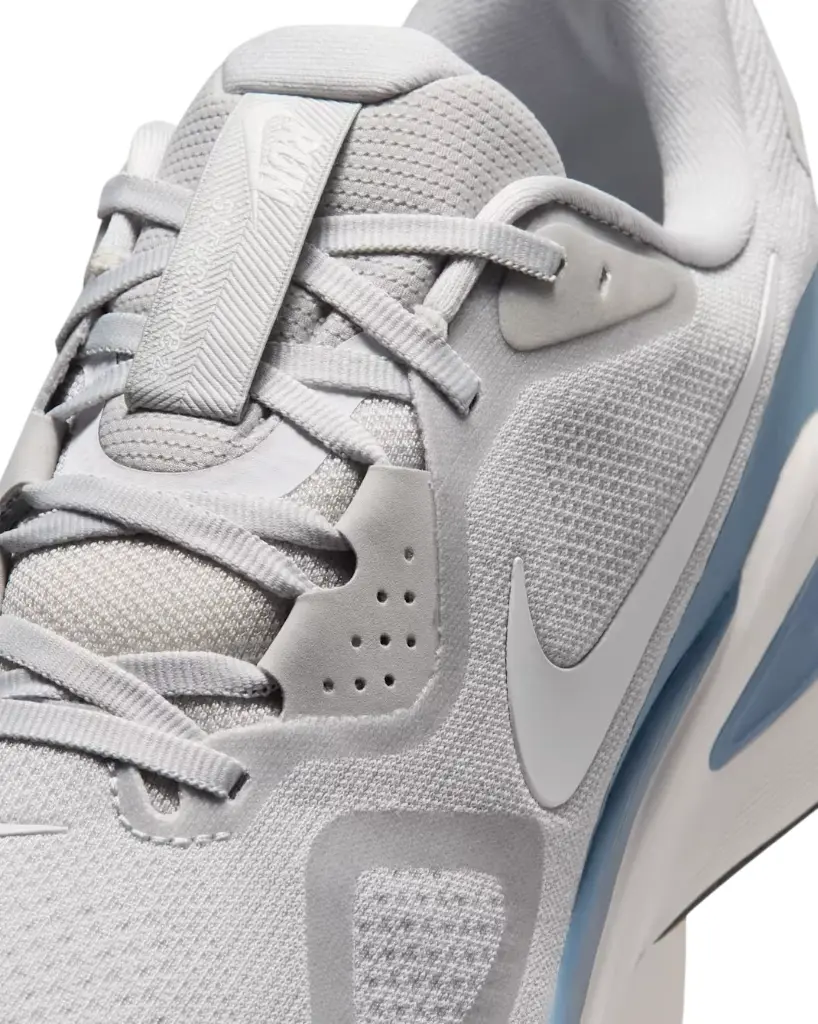 Nike Structure 26 Laufschuhe grau  