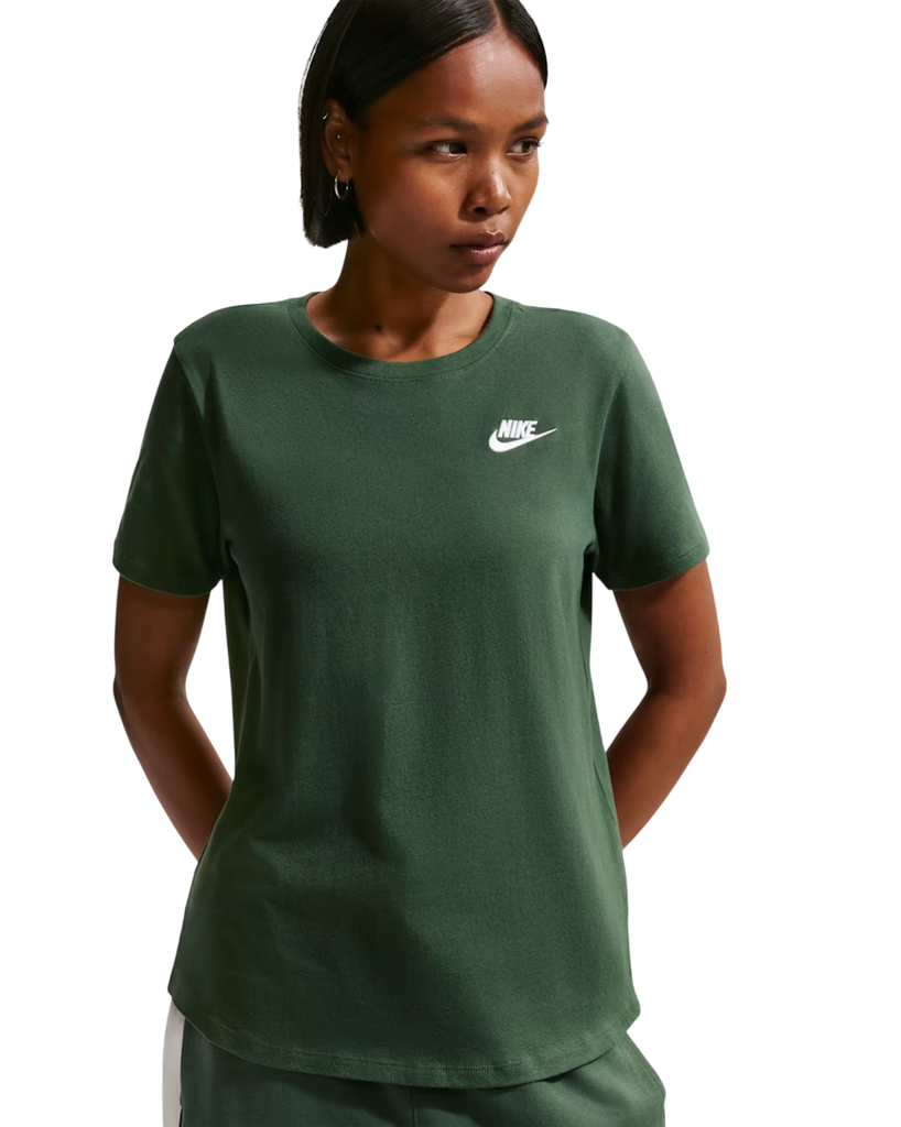 Nike Sportswear Club Essentials T-Shirt grün Damen