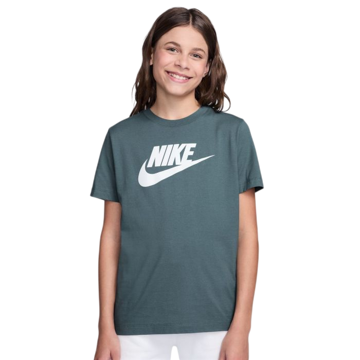 Nike Sportswear T-Shirt grün Kinder